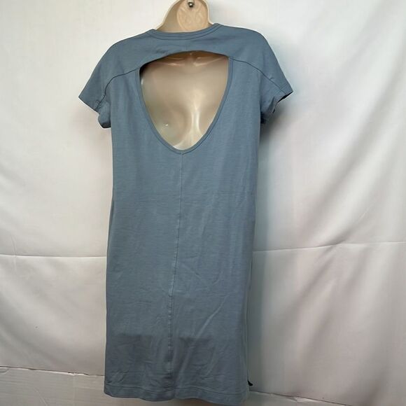 Lululemon Day Tripper chambray blue performance dress NWOT size 2 - Picture 11 of 13